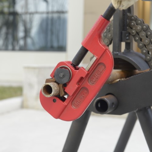 Heavy Duty Pipe Cutters 5 Heavy Duty pipe cutters - GI Pipe Cutter RIDGID (Custom)